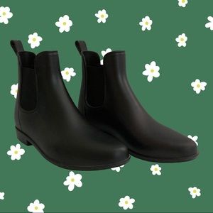 A New Day “Chelsea” rain boot black size 10